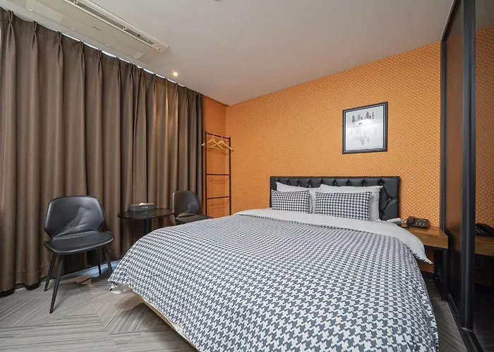 Hotel 동대문 벨루스 2*